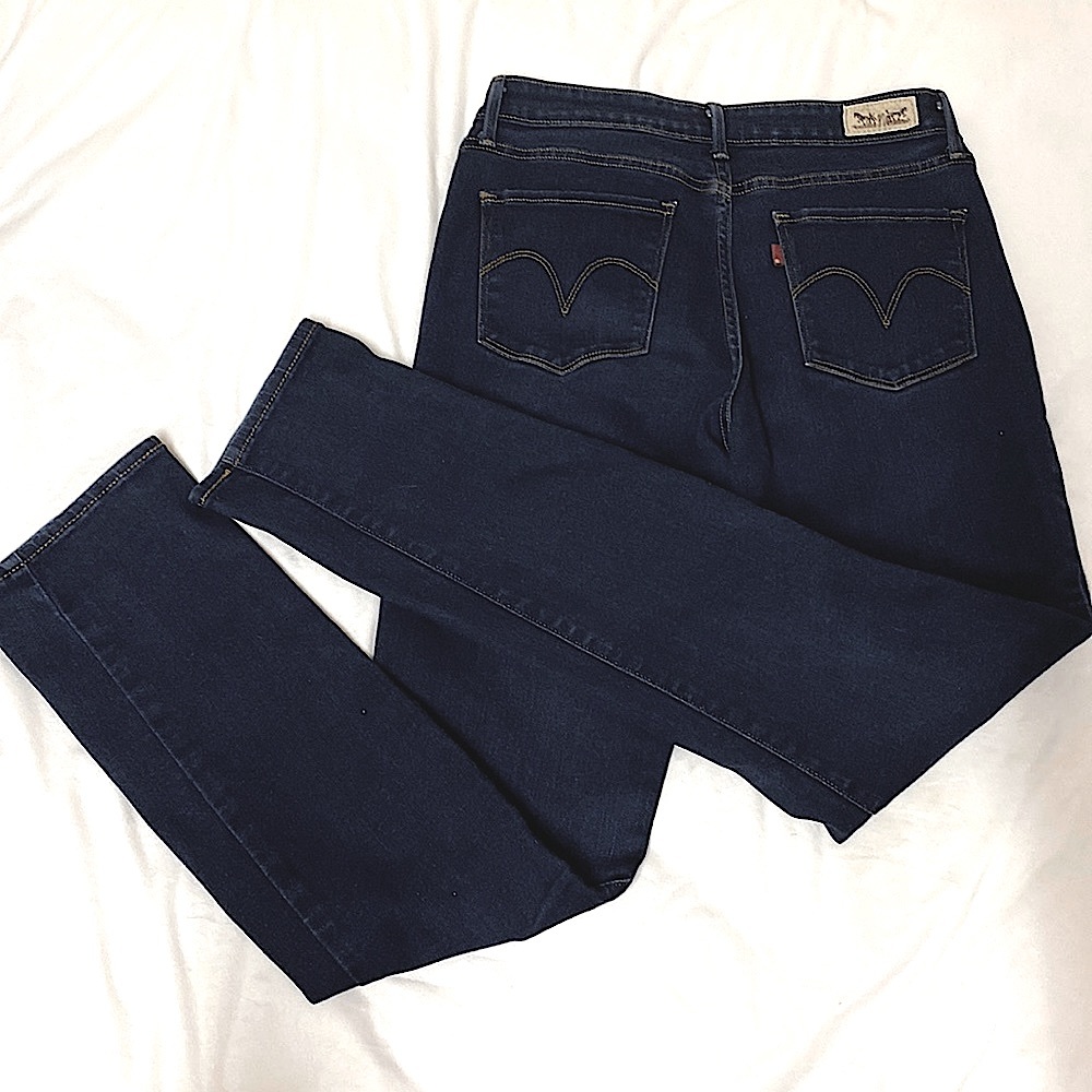 Levi’s Mid Rise Skinny Jeans - Picture 2 of 16